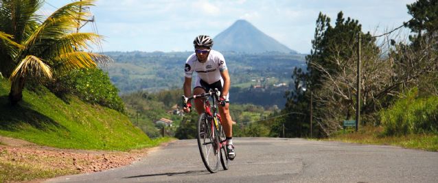 A spell-binding road cycling holiday that taking in vast areas of lush cloudforest and rainforest, magnificent volcanoes, the coast and a network of great paved roads and makes Costa Rica the perfect road cycling destination.